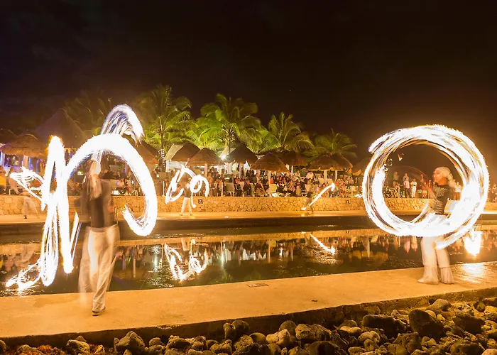 Grand Palladium Colonial & Resort