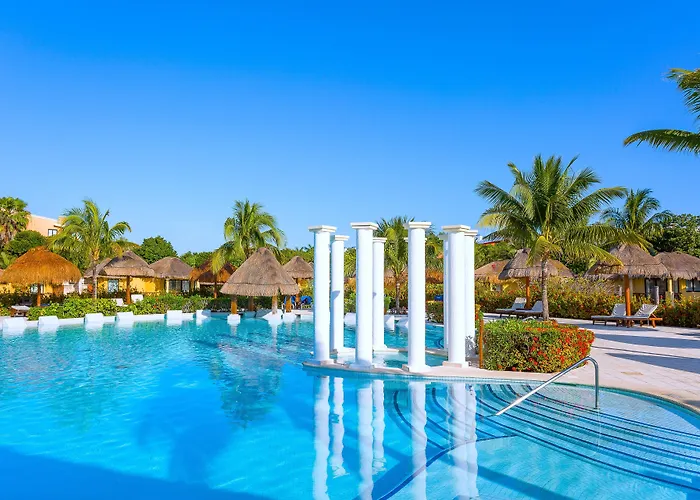 Grand Palladium Colonial & 5*