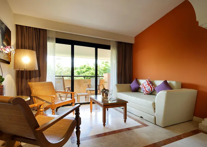 Grand Palladium Colonial & 5*